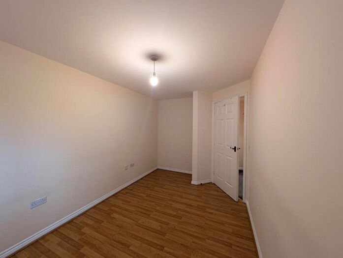 2 Bedroom Apartment To Rent In Davenham Court, Liverpool, L15