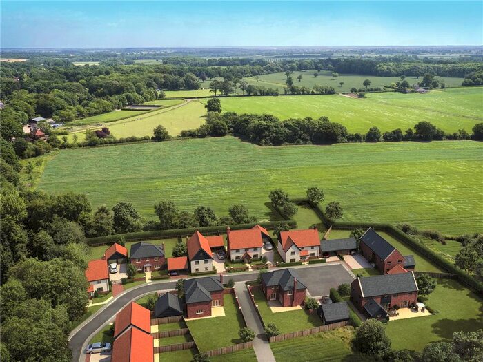 5 Bedroom Detached House For Sale In The Mallows Walk, High Green, Brooke, Norwich, NR15