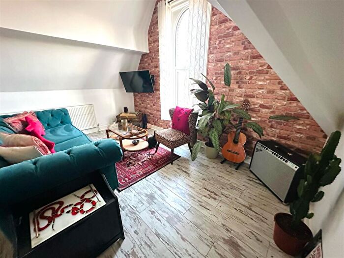 1 Bedroom Flat For Sale In Breck Road, Poulton-Le-Fylde, FY6