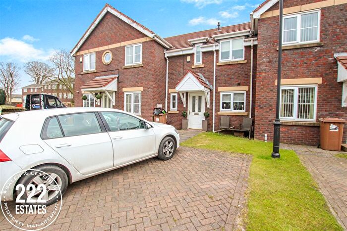 2 Bedroom Semi-Detached House To Rent In The Scholes, St Helens, WA10