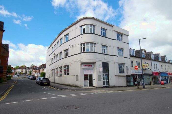 1 Bedroom Flat To Rent In Commercial Rd, Town Centre, Swindon, SN1