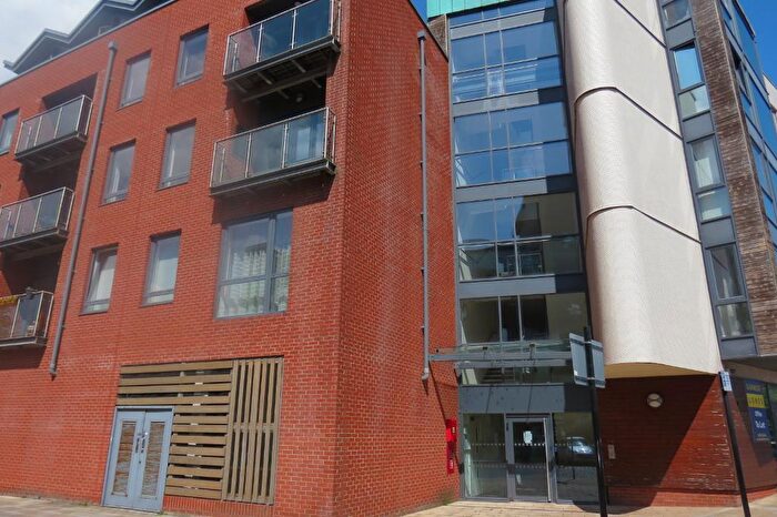 2 Bedroom Block Of Apartments To Rent In Freedom Quay, Wellington Street, Hull, HU1