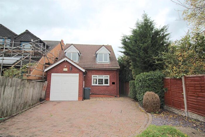 3 Bedroom Detached House For Sale In Keble Grove, Birmingham, B26