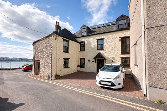 4 Bedroom Terraced House For Sale In Marine Road, Oreston, PL9