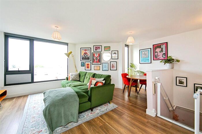 2 Bedroom Flat For Sale In Falkner Street, Liverpool, Merseyside, L8