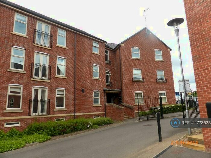 2 Bedroom Flat To Rent In Woodseats, Sheffield, S8