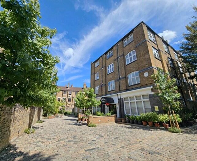 1 Bedroom Flat To Rent In Adelina Yard, Adelina Grove, London, E1