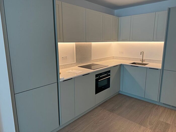 1 Bedroom Flat To Rent In Clarkson Road, London, E16