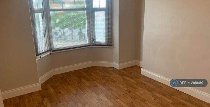 2 Bedroom Flat To Rent In Percy Street, Tynemouth, NE30