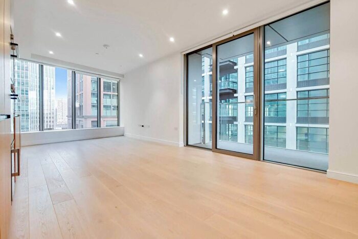 2 Bedroom Flat To Rent In Park Drive, Canary Wharf, London, E14