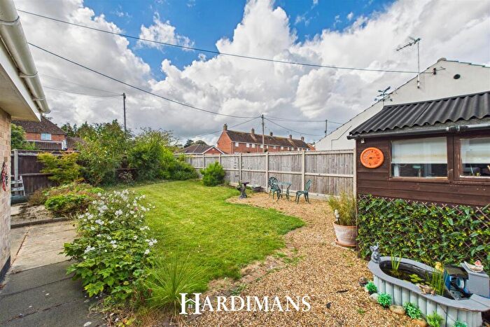 2 Bedroom Detached Bungalow For Sale In Munnings Close, Carlton Colville, Lowestoft, NR33