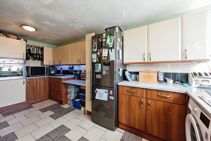 3 Bedroom Terraced House For Sale In Ripon Way, Thetford, IP24