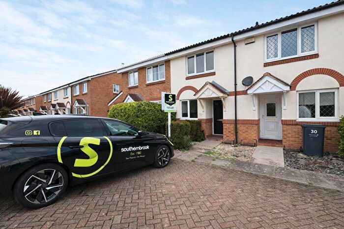 2 Bedroom Terraced House To Rent In Redhouse Park Gardens, Gosport, PO12