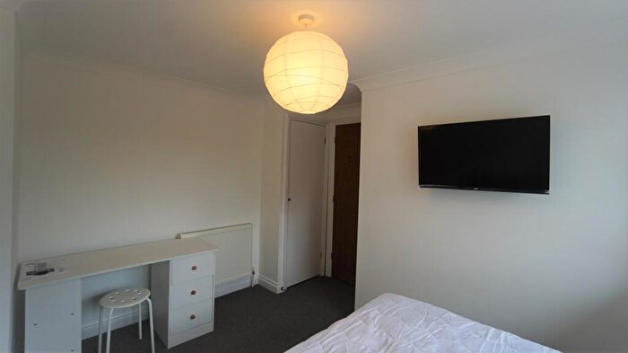 1 Bedroom House To Rent In Rowlandson Gardens, Bristol, BS7