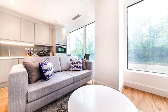 Studio To Rent In Westgate House, West Gate, London, W5