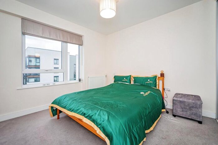1 Bedroom Apartment For Sale In Pegasus Way, Gillingham, ME7