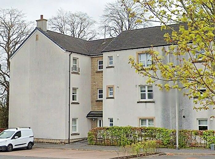 2 Bedroom Flat To Rent In Corthie Court, Denny, FK6