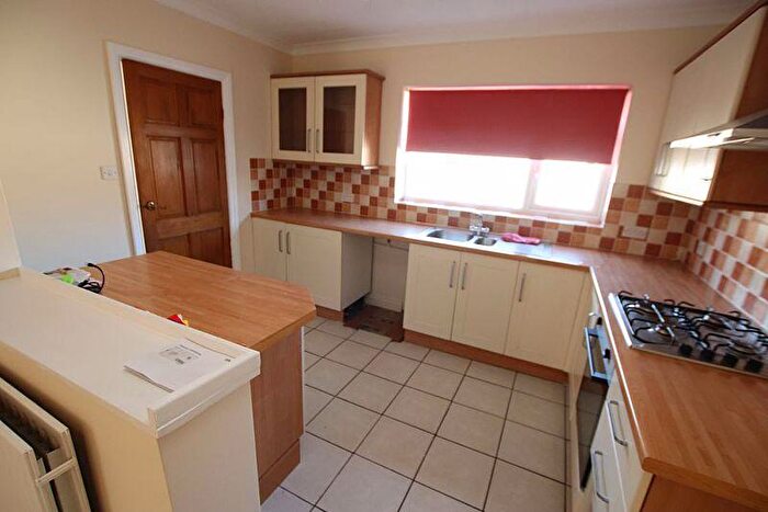 2 Bedroom End Of Terrace House To Rent In Jenner Place, Cleethorpes, DN35