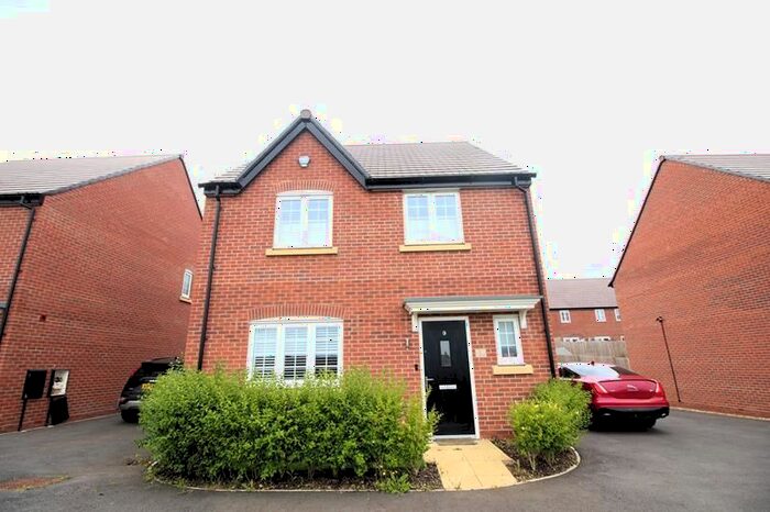 4 Bedroom Detached House To Rent In Teal Walk. Biddenham, Bedford, MK40