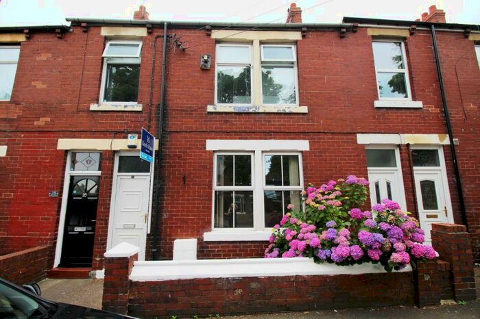 2 Bedroom Apartment To Rent In Emmerson Terrace, Washington, Tyne And Wear, NE38