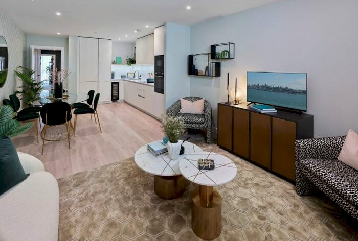 2 Bedroom Flat To Rent In Grand Union, London, HA0