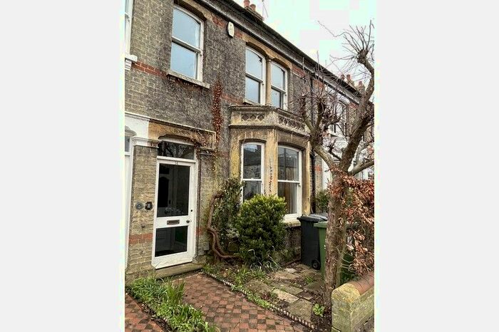 3 Bedroom Terraced House To Rent In Aylestone Road, Cambridge, CB4