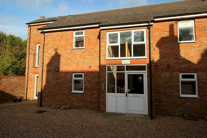 2 Bedroom Flat To Rent In Howbury Court, Howbury St, Bedford, MK40