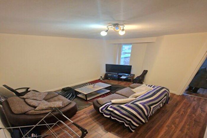 3 Bedroom Property To Rent In Beveridge Street, Manchester, M14