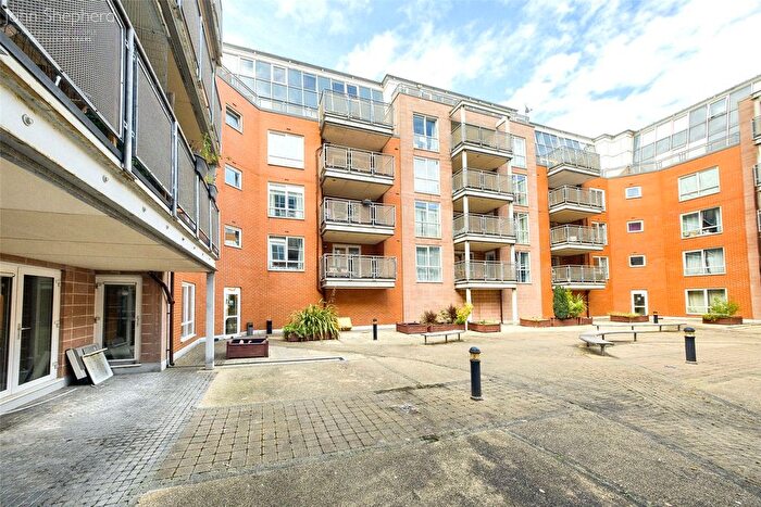 2 Bedroom Flat To Rent In Heritage Court, Warstone Lane, Birmingham, West Midlands, B18