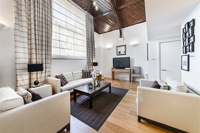 2 Bedroom Flat To Rent In Bradbrook House, Studio Place, SW1X