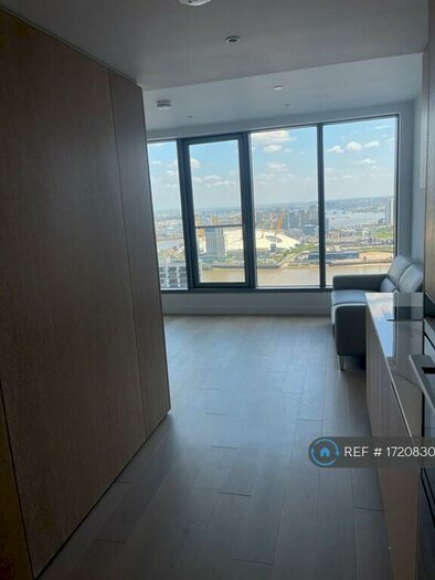 Studio To Rent In Park Drive, London, E14