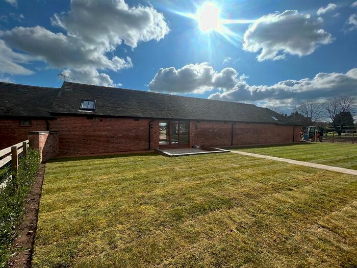 3 Bedroom Semi-Detached Bungalow To Rent In Upton Road, Powick, Worcester, WR2