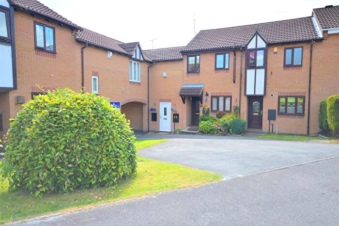 1 Bedroom Town House To Rent In Lindholme Gardens, Owlthorpe, S20