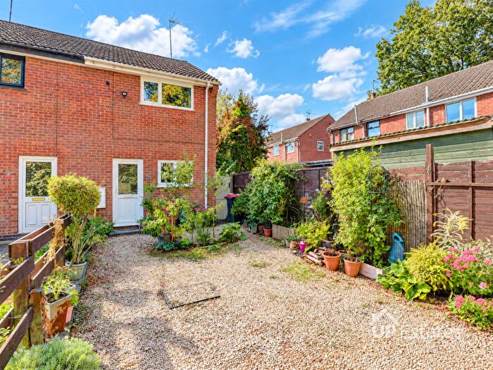 2 Bedroom Semi Detached House For Sale In Limes Coppice, Ansley Common, Nuneaton, CV10