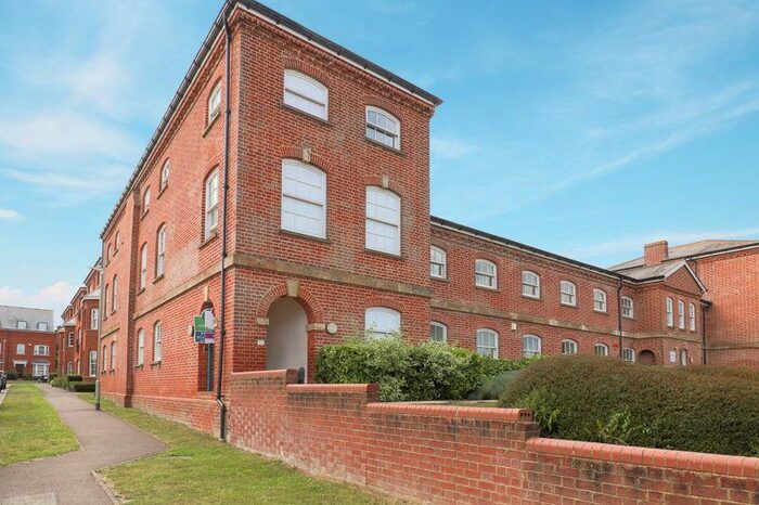 2 Bedroom Flat To Rent In Canterbury, CT1