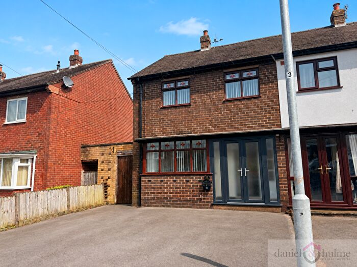 3 Bedroom Town House For Sale In Fair View Road, Leek, Staffordshire, ST13