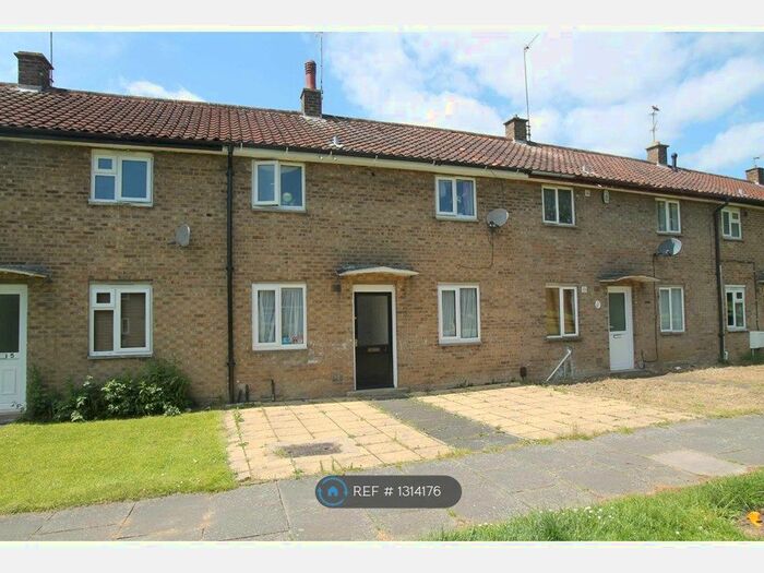 3 Bedroom Terraced House To Rent In Cartmel Place, Northampton NN3