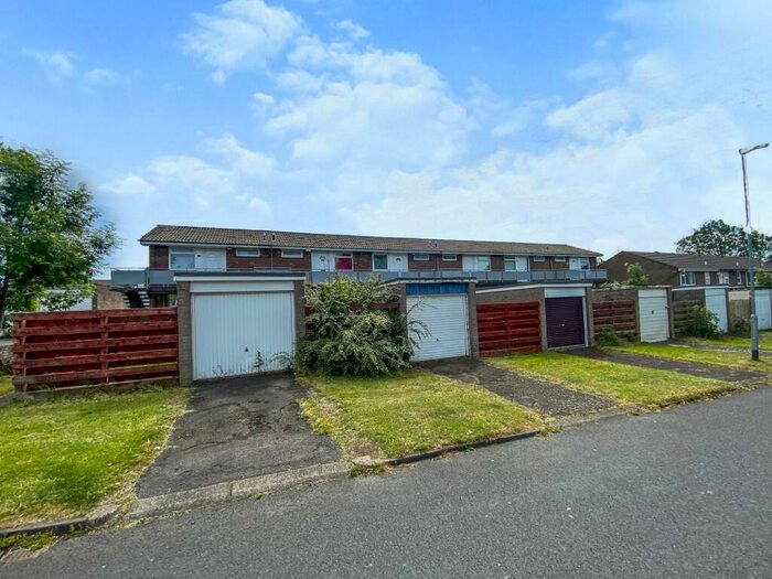 1 Bedroom Flat To Rent In Dewley, Cramlington, Northumberland, NE23