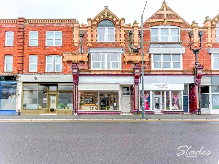4 Bedroom Apartment To Rent In Seabourne Road, Southbourne, Bournemouth, BH5