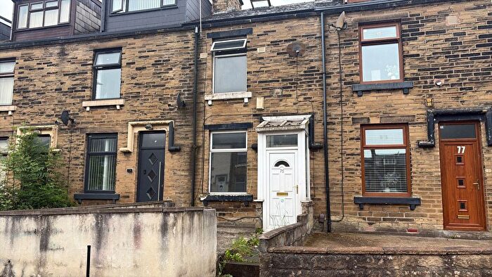 3 Bedroom Terraced House To Rent In Heidelberg Road, Bradford, BD9