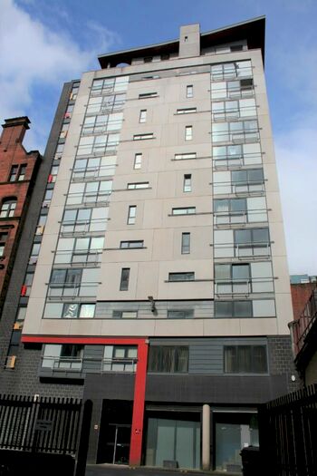 2 Bedroom Flat To Rent In Holm Street, Glasgow, G2