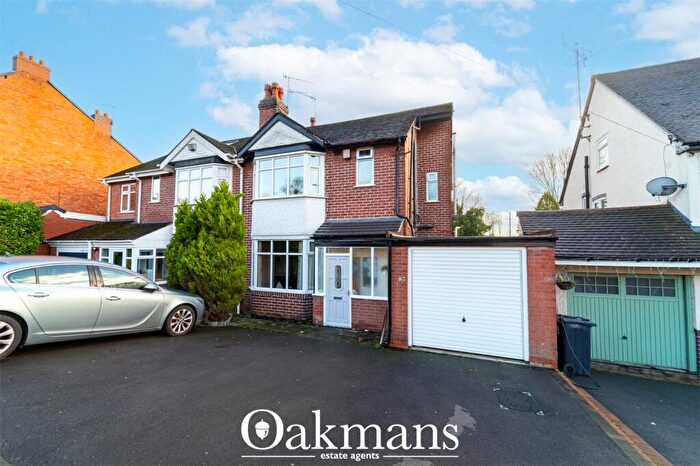 3 Bedroom Semi Detached House For Sale In Woodland Road, Northfield, Birmingham, West Midlands, B31
