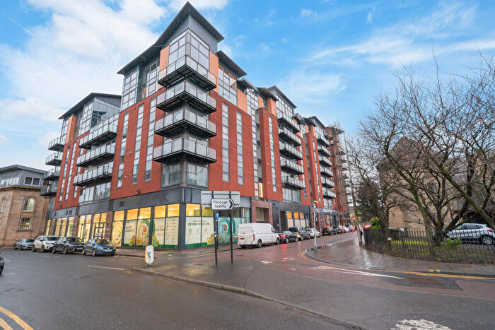 3 Bedroom Penthouse To Rent In Dunlop Street, City Centre, G1