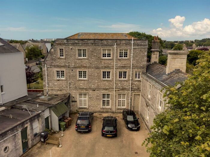 1 Bedroom Flat To Rent In The Square, Stonehouse, Plymouth, PL1