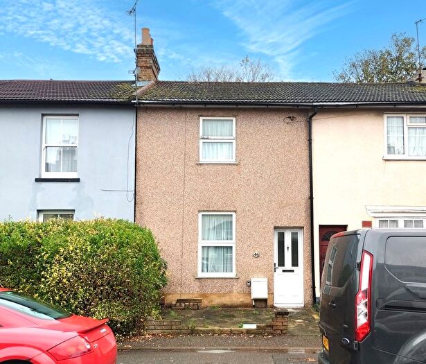 4 Bedroom Terraced House For Sale In George Street, Romford, RM1