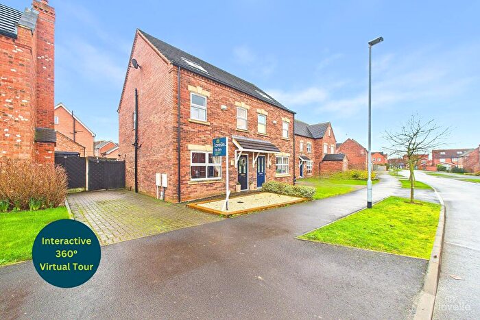 3 Bedroom Semi-Detached House For Sale In Canberra View, Barton-upon-Humber, North Lincolnshire, DN18