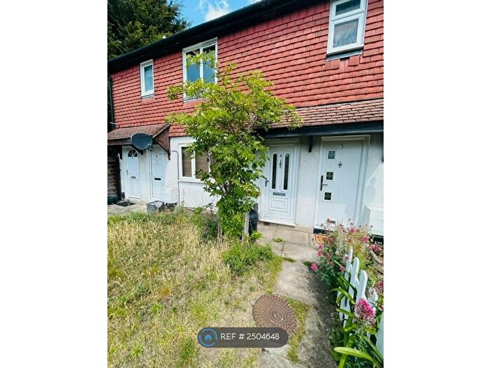 1 Bedroom Maisonette To Rent In Celandine Drive, London, SE28