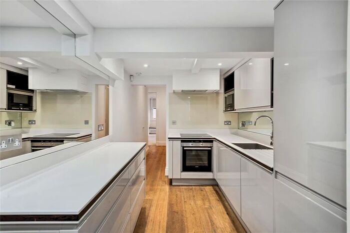 2 Bedroom Flat For Sale In Egerton Gardens, Knightsbridge, SW3