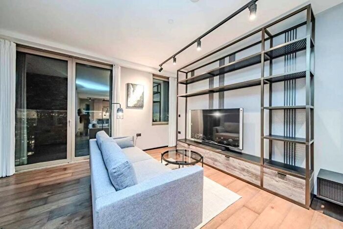 1 Bedroom Flat To Rent In Stage Apartments, The Stage, EC2A