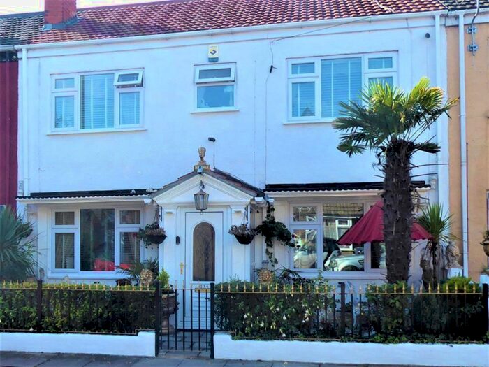 4 Bedroom Terraced House To Rent In Eleanor Street, Grimsby, DN32